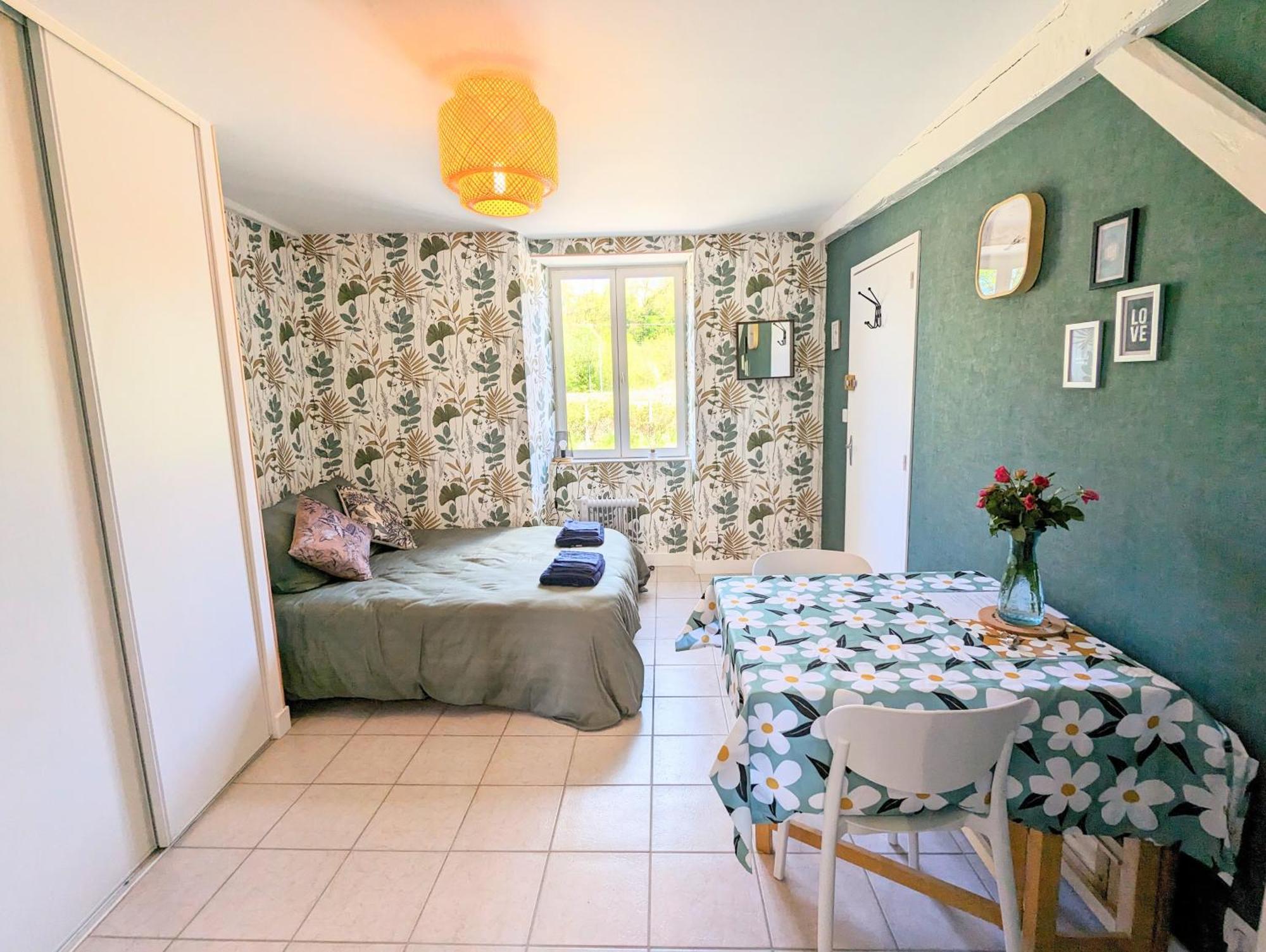Studio Silhem Saint-Germain-les-Belles Eksteriør billede